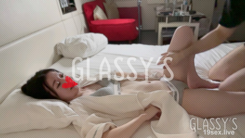 fc2-ppv 4701919 #25 A Massive Squirting Raw Sex With A Cute Japanese Slender Beauty│GLASSY'S